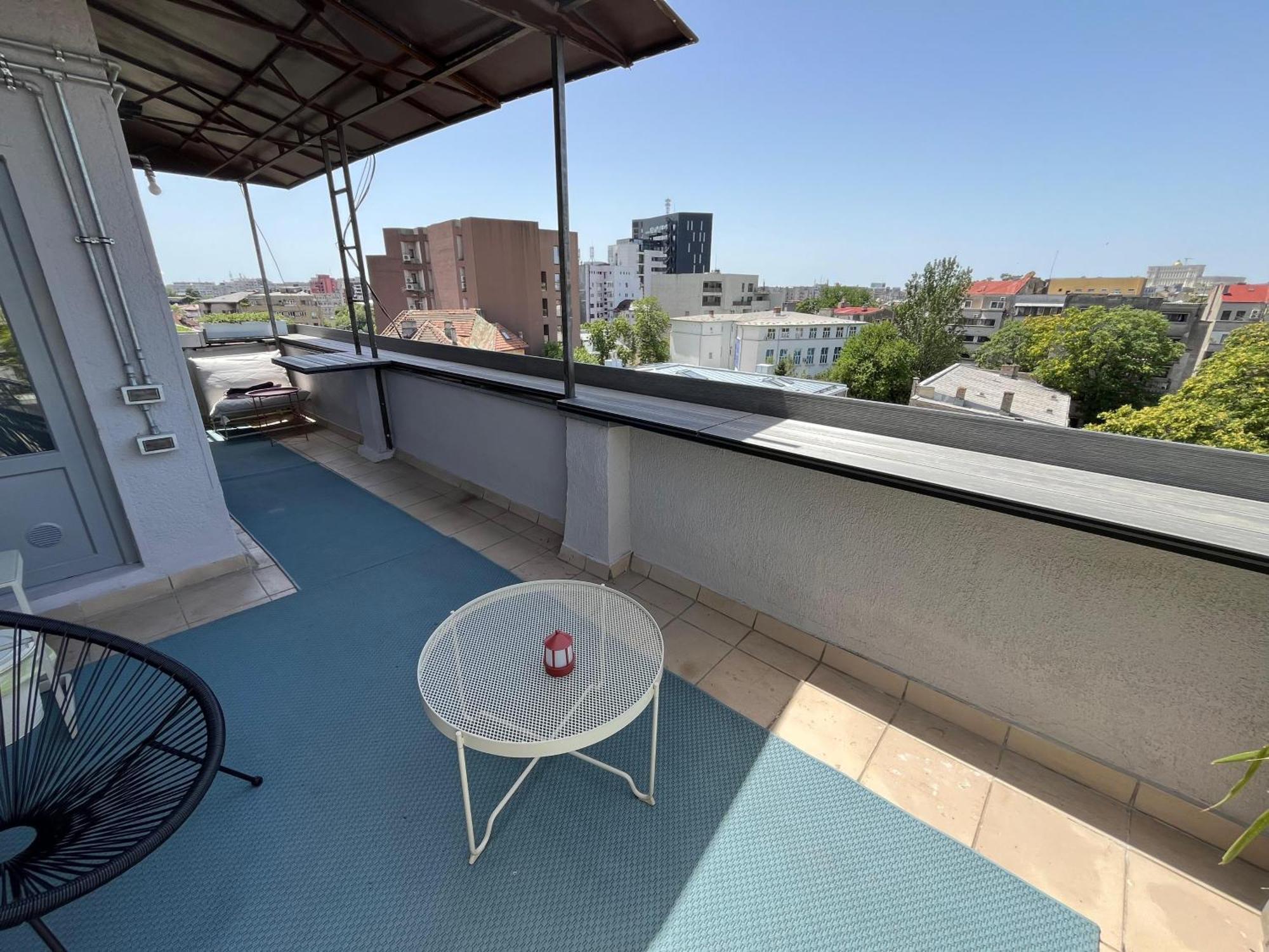 Terrace View Downtown Studio Bukares Bagian luar foto