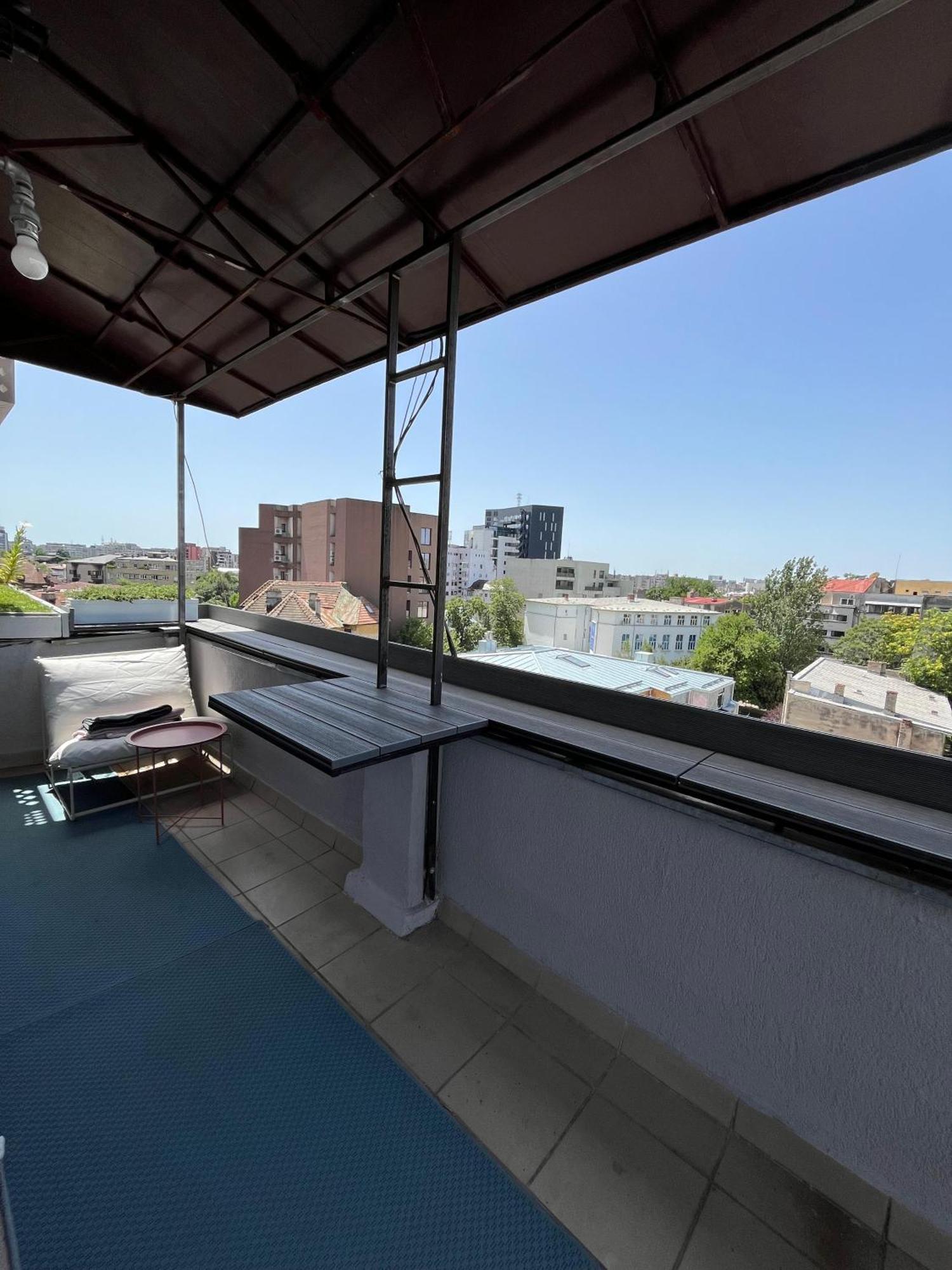 Terrace View Downtown Studio Bukares Bagian luar foto